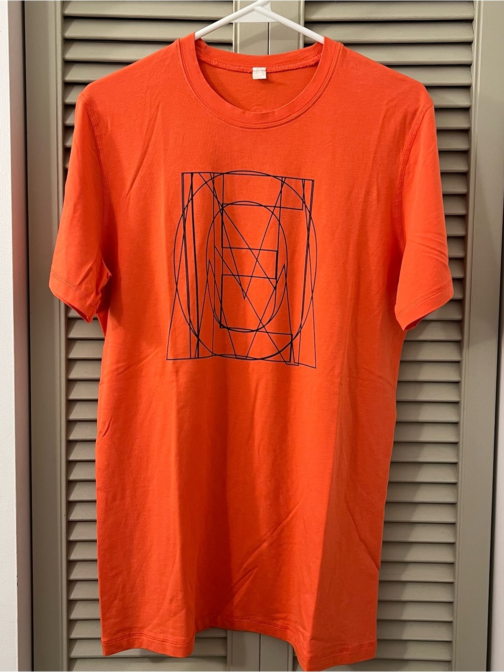Lululemon Men's Orange Short Sleeve Graphic Tee